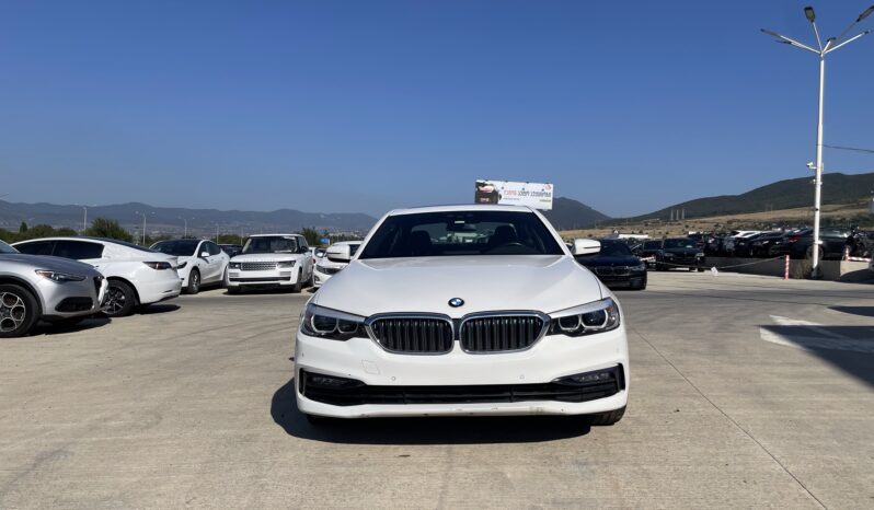 
								BMW 530e full									
