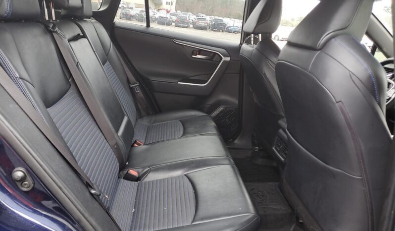 
								TOYOTA RAV4 full									