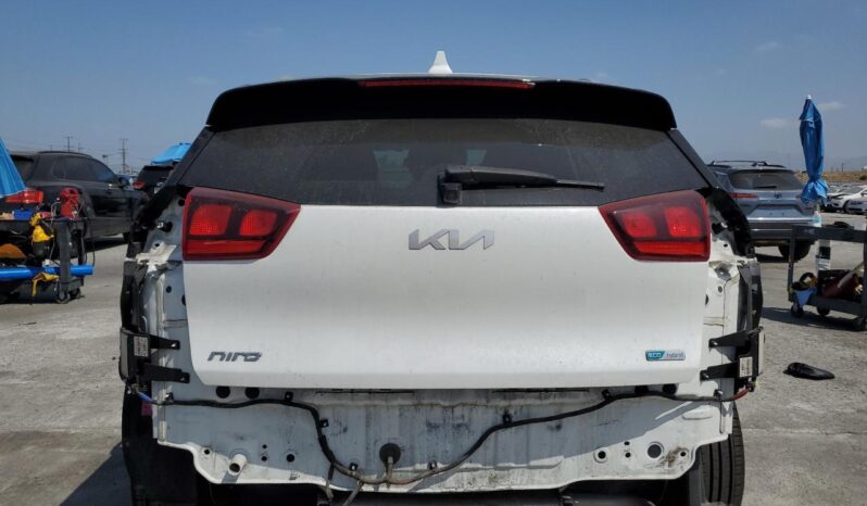
								KIA NIRO full									
