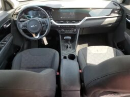 
										KIA NIRO full									