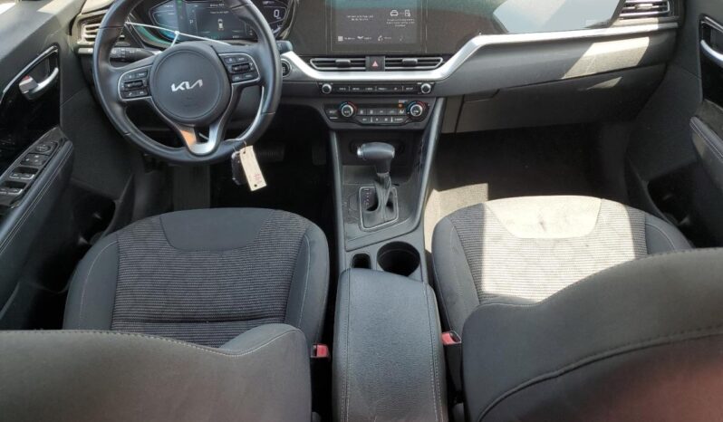 
								KIA NIRO full									