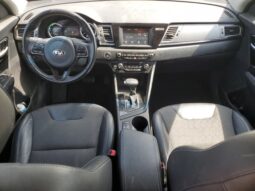 
										KIA NIRO full									
