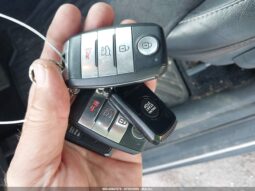 
										KIA Niro full									