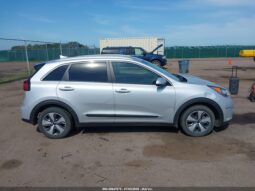 
										KIA Niro full									