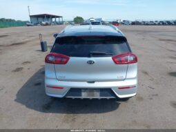
										KIA Niro full									