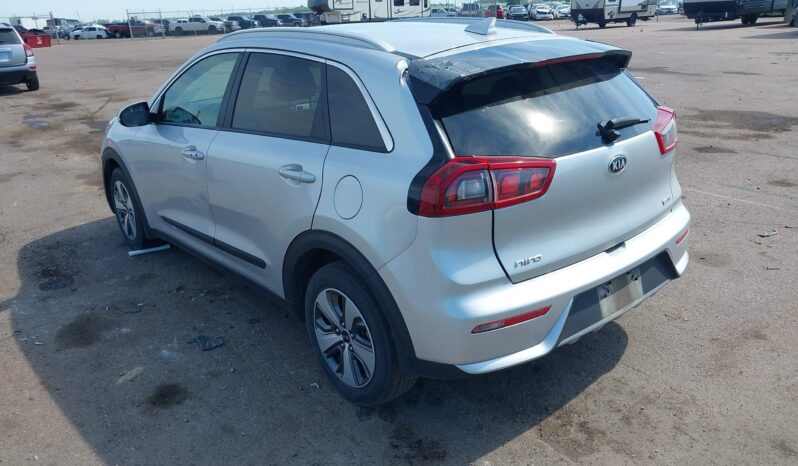 
								KIA Niro full									