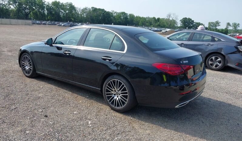 
								Mercedes-Benz C 300 full									