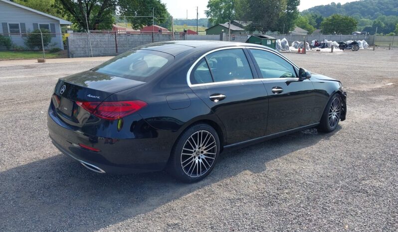 
								Mercedes-Benz C 300 full									