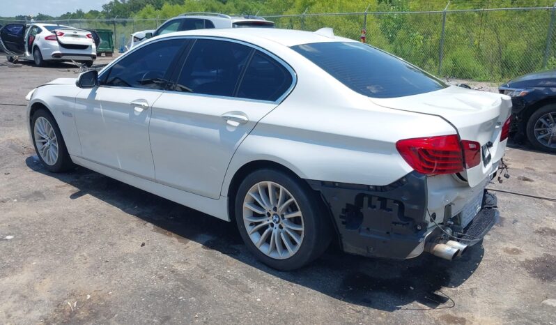 
								BMW 528 full									
