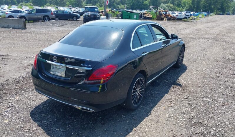 
								Mercedes-Benz C-Class full									