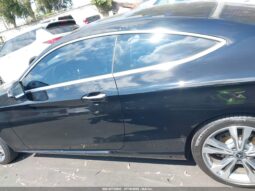 
										Mercedes-Benz C 300 full									