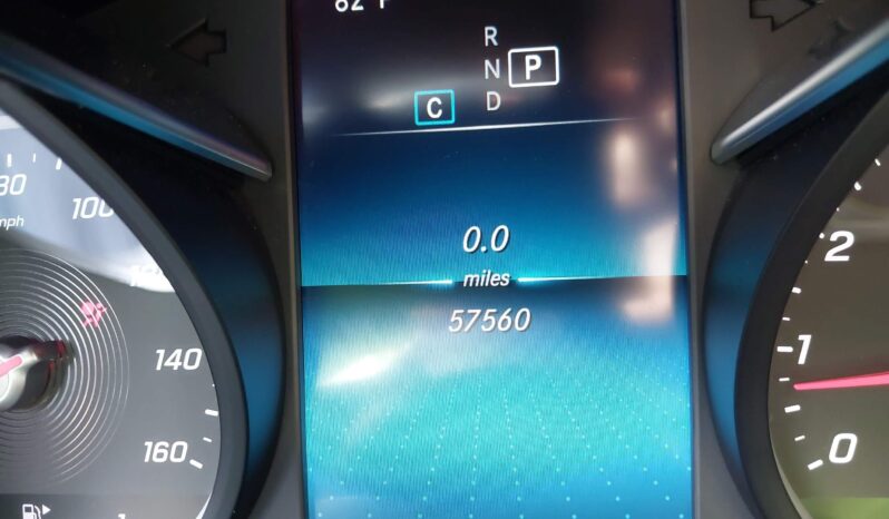 
								Mercedes-Benz C 300 full									