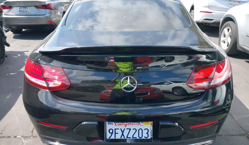 
								Mercedes-Benz C 300 full									