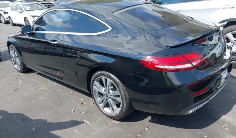 
								Mercedes-Benz C 300 full									