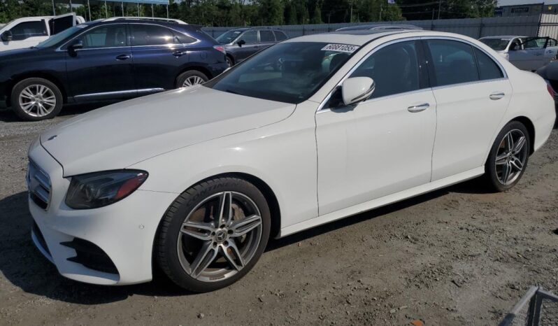 
								MERCEDES E300 full									