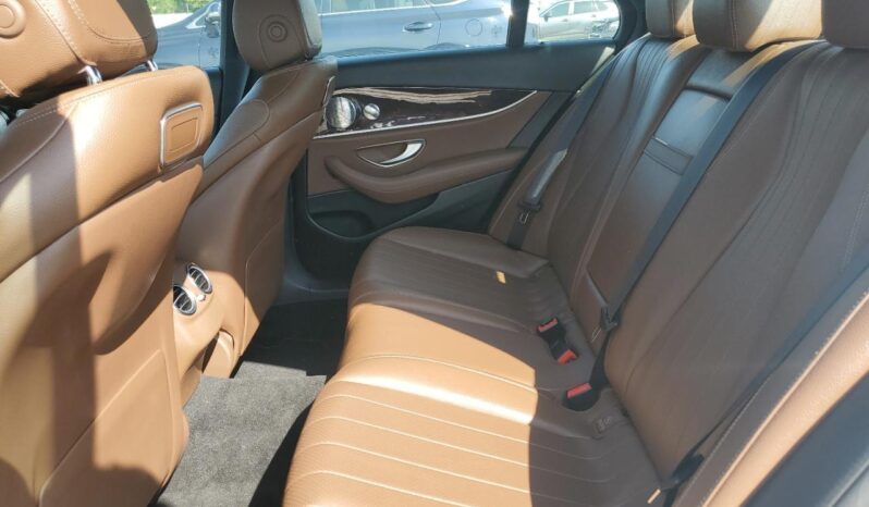 
								MERCEDES E300 full									