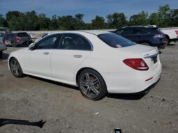 
										MERCEDES E300 full									