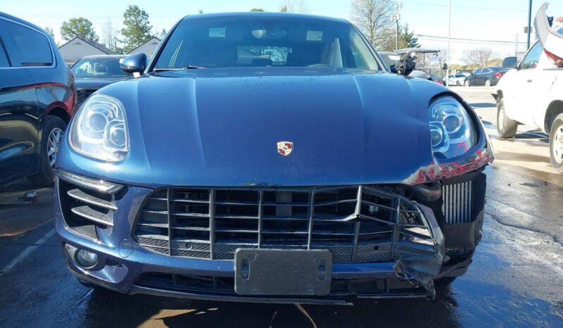 
								Porsche Macan full									