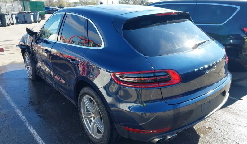 
								Porsche Macan full									