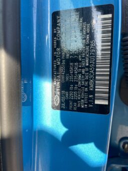 
										HYUNDAI KONA full									