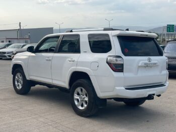 TOYOTA 4RUNNER
