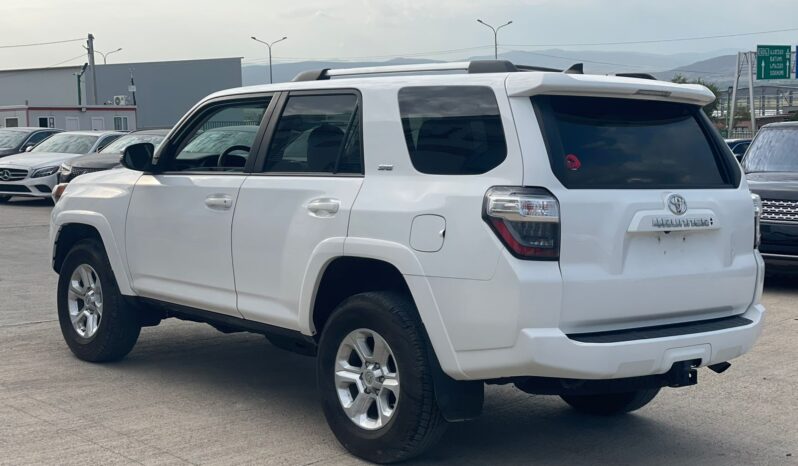 
								TOYOTA 4RUNNER full									