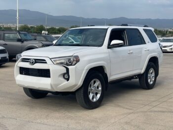 TOYOTA 4RUNNER