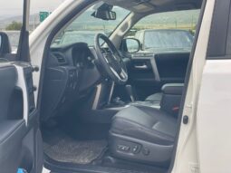 
										TOYOTA 4RUNNER full									