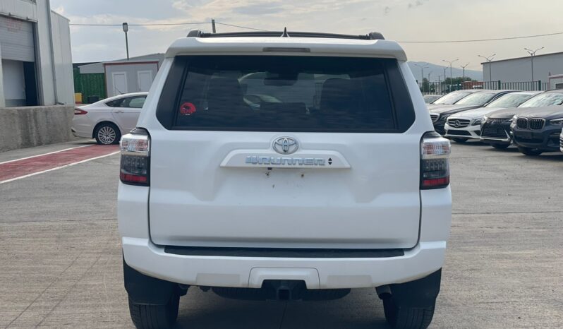 
								TOYOTA 4RUNNER full									