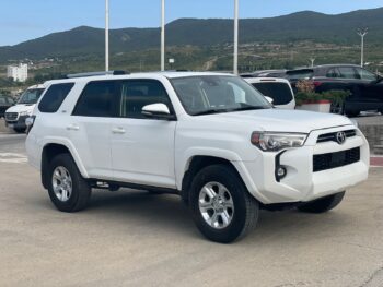 TOYOTA 4RUNNER