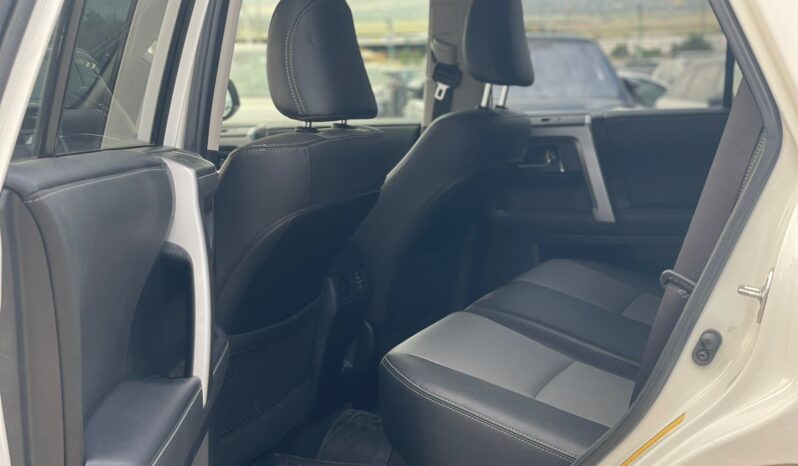 
								TOYOTA 4RUNNER full									