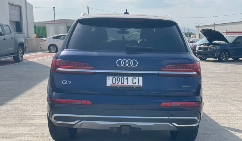 
								AUDI Q7 full									