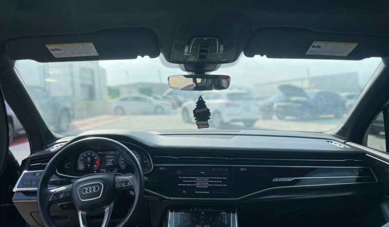 
								AUDI Q7 full									