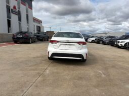 
										TOYOTA CORROLA full									