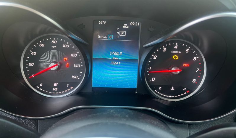 
								Mercedes-Benz C-Class full									