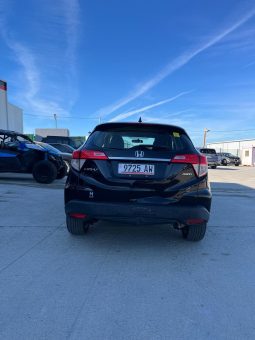 
										HONDA HR-V full									