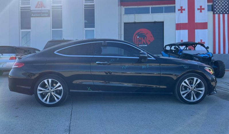 
								Mercedes-Benz C 300 full									