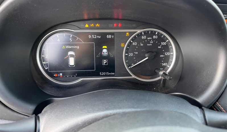 
								NISSAN KICKS SV full									