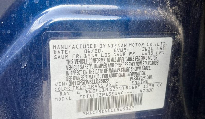 
								NISSAN KICKS SV full									