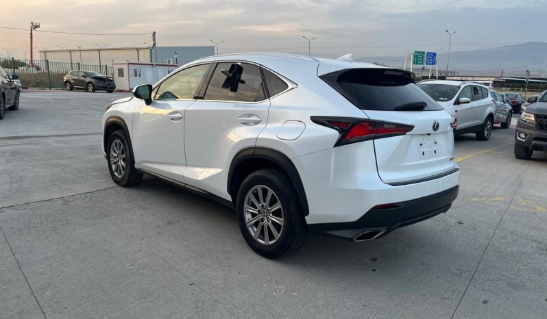 
								LEXUS NX300 full									