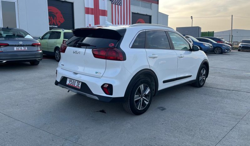 
								KIA NIRO full									