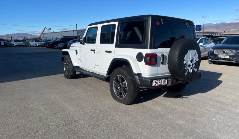 
								JEEP WRANGLER SAHARA full									