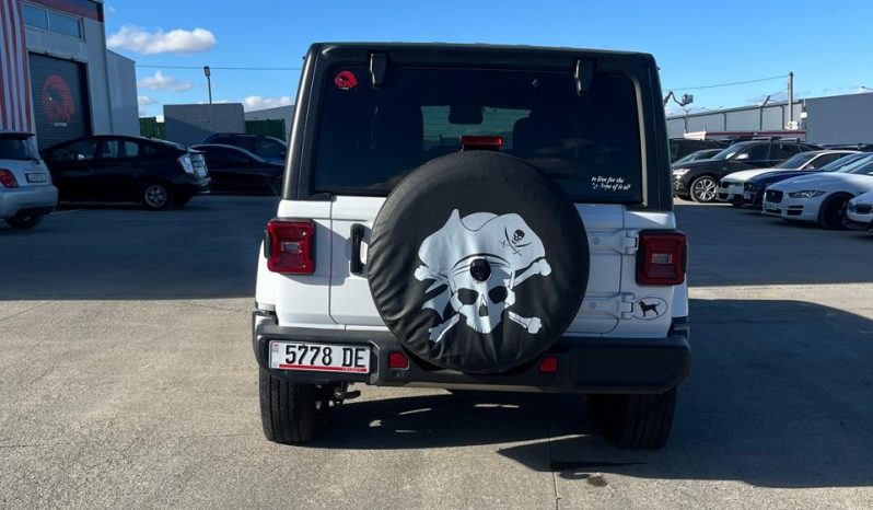 
								JEEP WRANGLER SAHARA full									