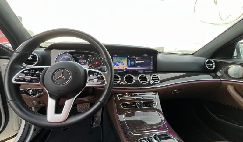 
								MERCEDES E300 full									