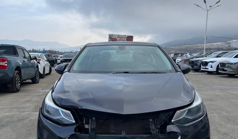 
								Chevrolet Cruze full									