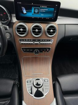 
										Mercedes-Benz C 300 full									