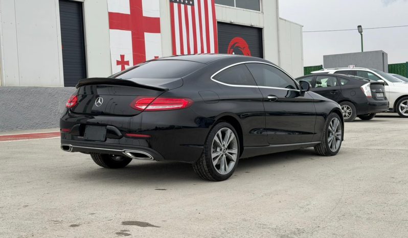 
								Mercedes-Benz C 300 full									
