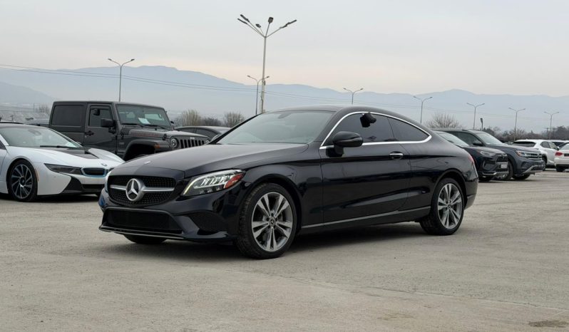 
								Mercedes-Benz C 300 full									