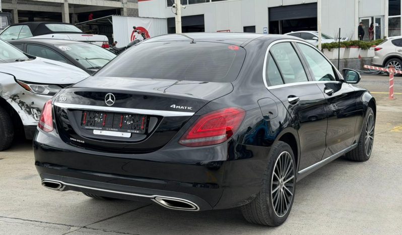 
								Mercedes-Benz C-Class full									