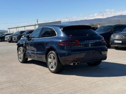 
										Porsche Macan full									
